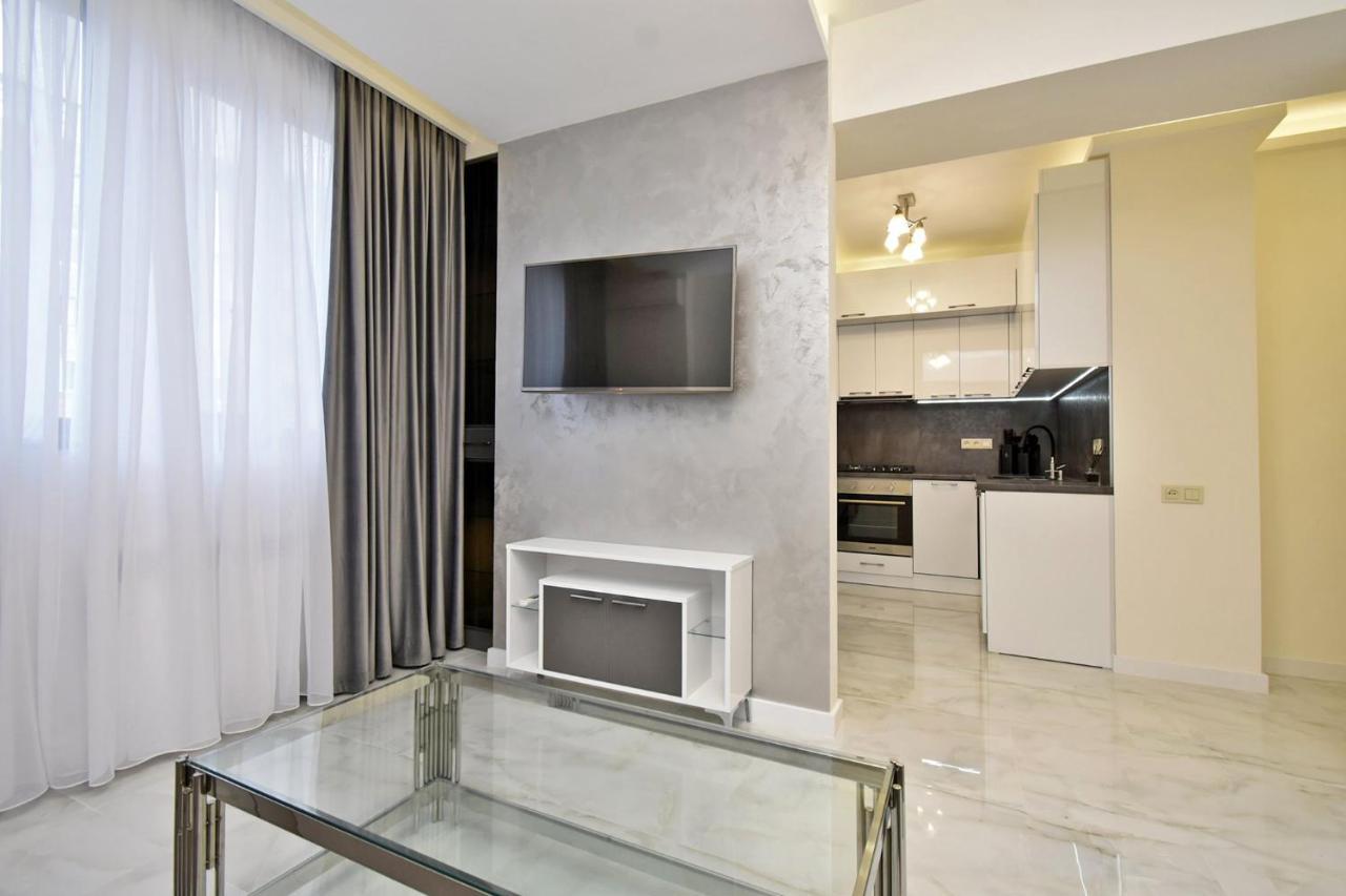 יירבאן Apart House In Centr Koghbaci Strit מראה חיצוני תמונה