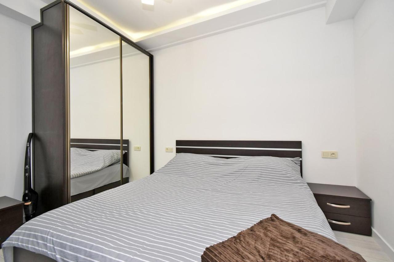 יירבאן Apart House In Centr Koghbaci Strit מראה חיצוני תמונה