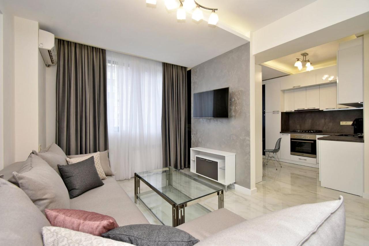 יירבאן Apart House In Centr Koghbaci Strit מראה חיצוני תמונה